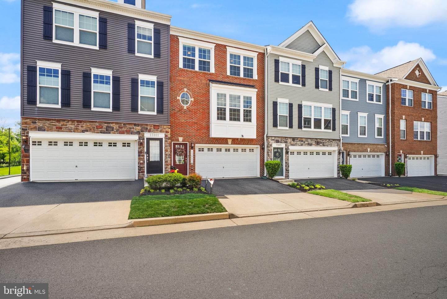 13803 Litespeed Way photo 2