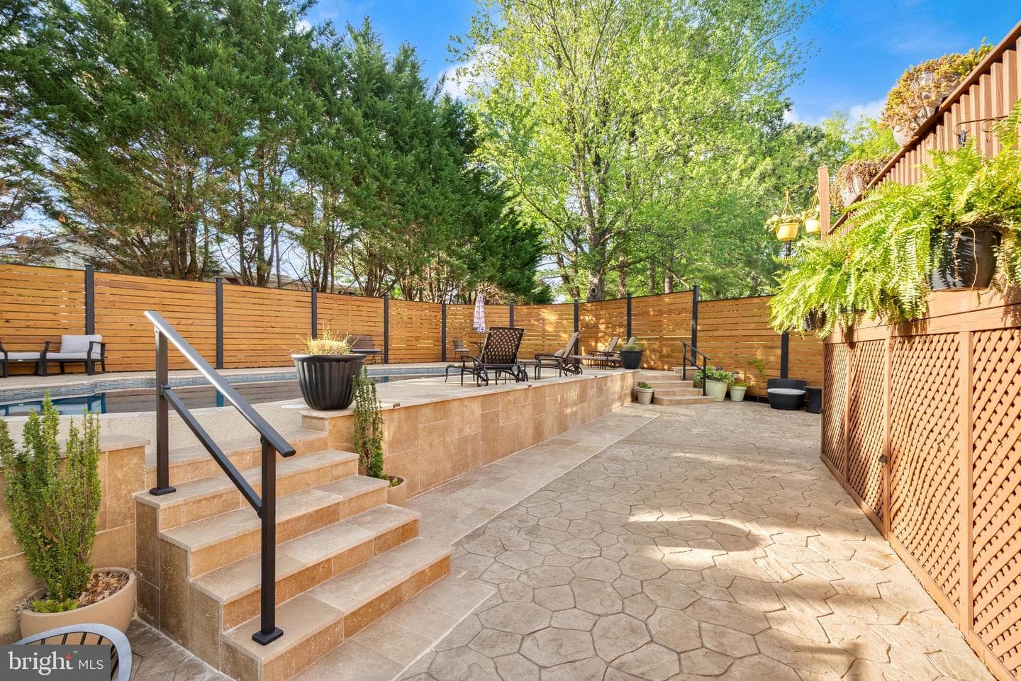 9900 Hynson photo 16