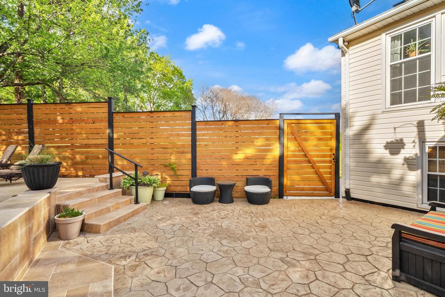 9900 Hynson photo 18