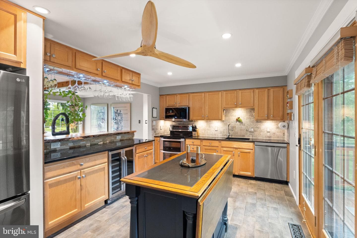9900 Hynson photo 33