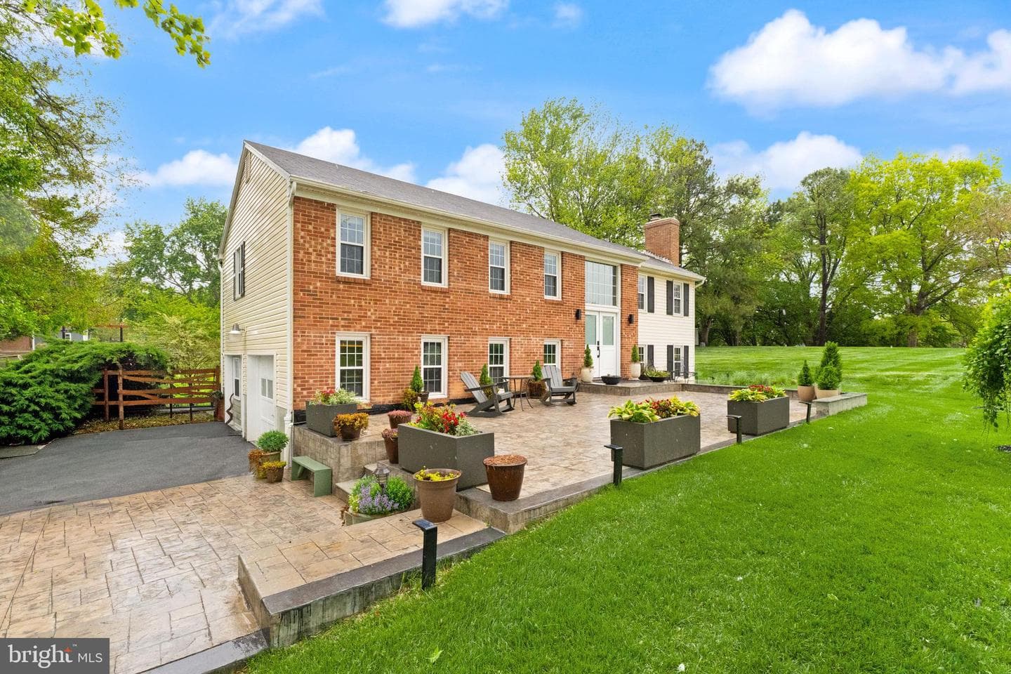 9900 Hynson photo 8