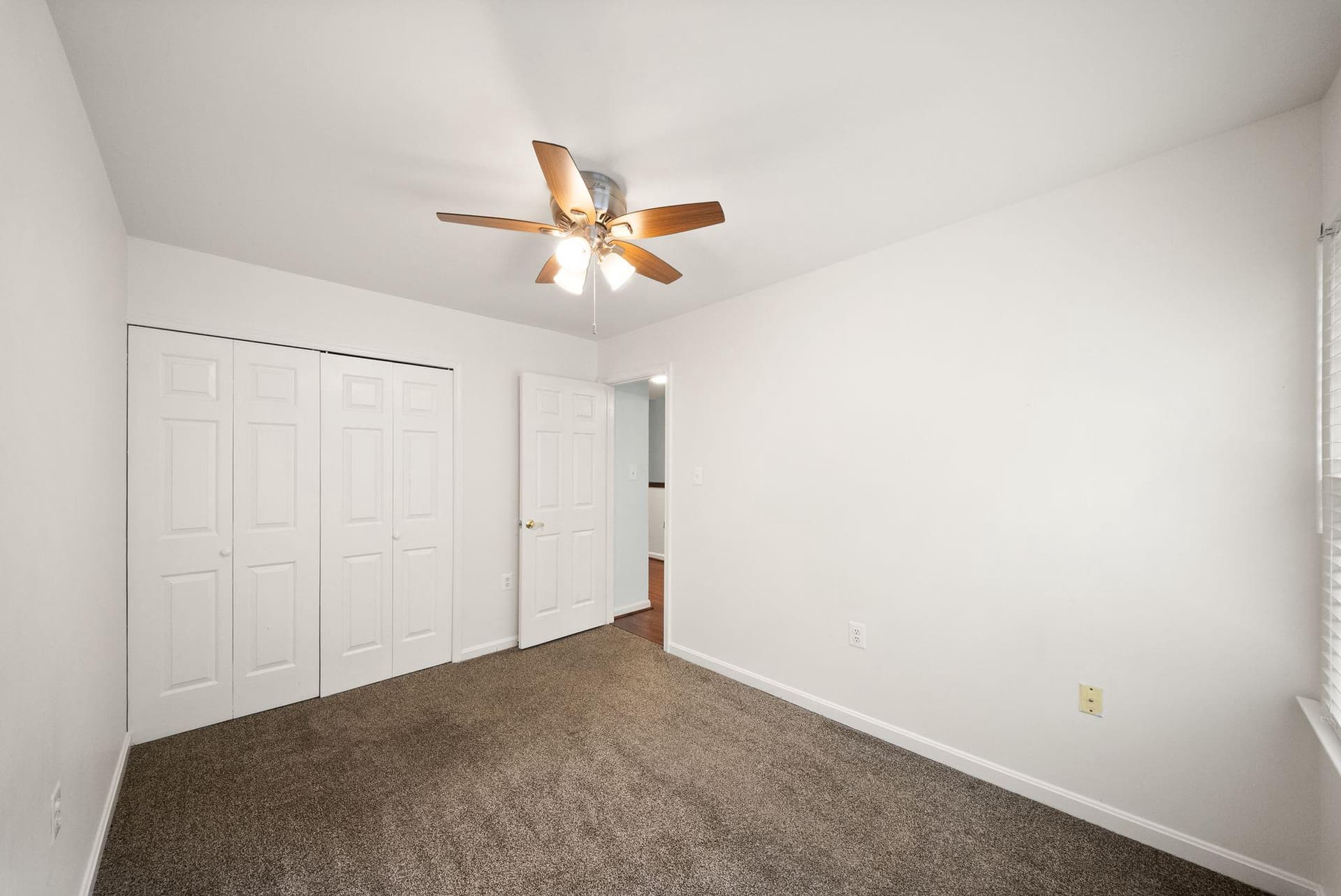 15325 Waters Edge Court photo 27