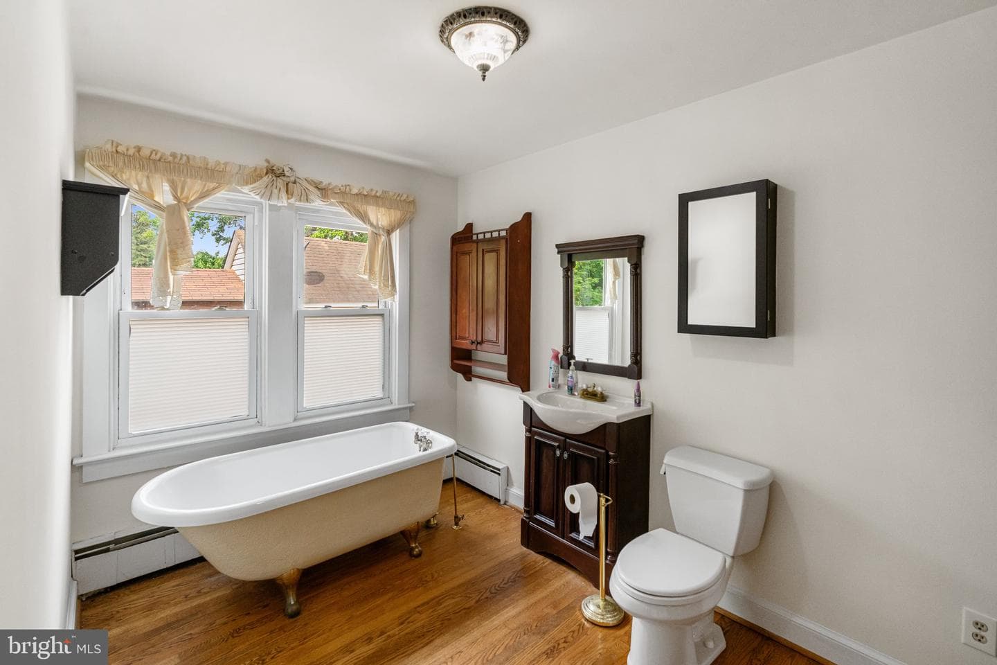 13406 Woodbridge Street photo 21
