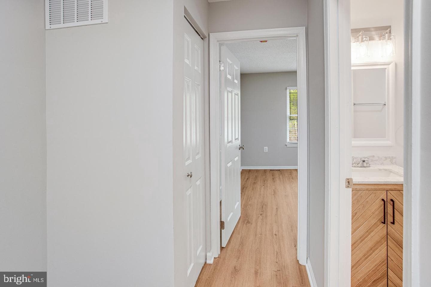 15327 Blacksmith Terrace photo 14