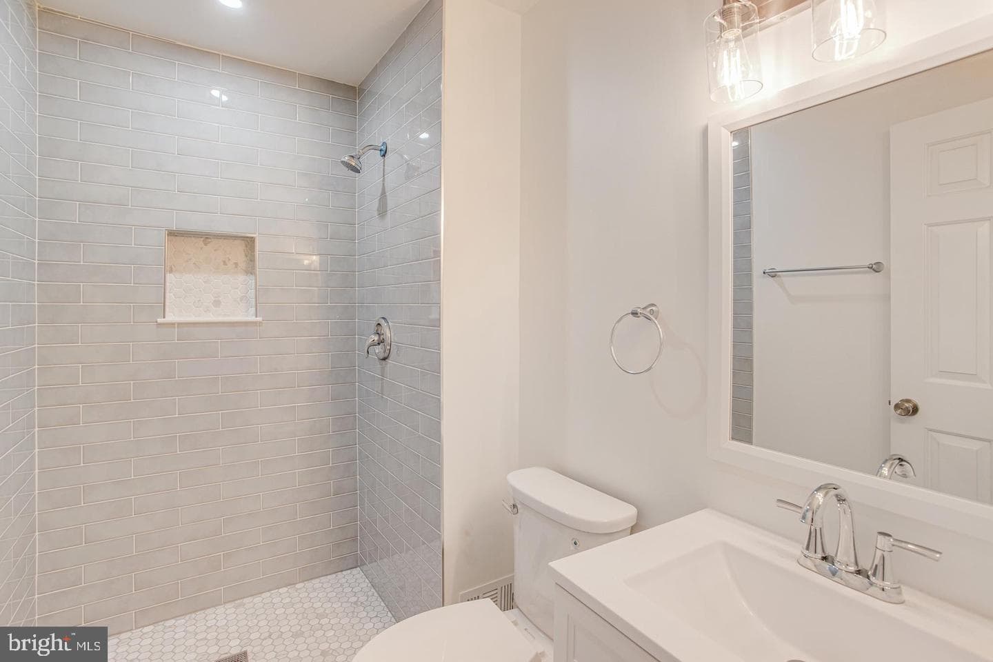 15327 Blacksmith Terrace photo 17