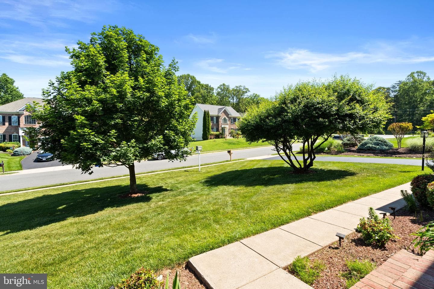 12923 Champlain Drive photo 38