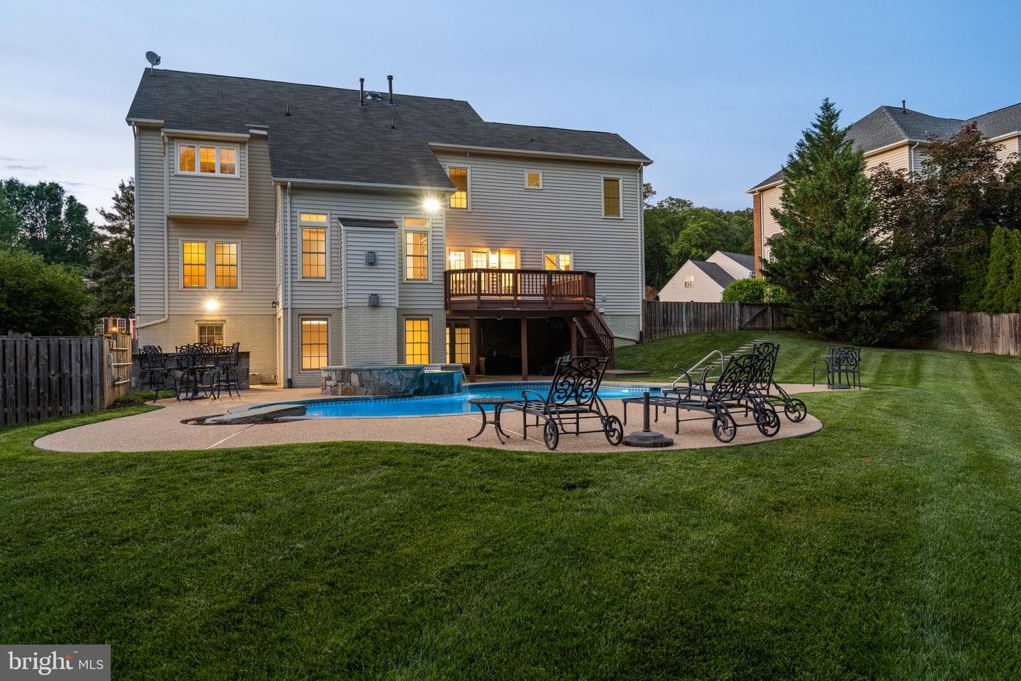 12923 Champlain Drive photo 6