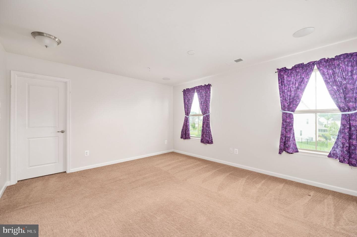 2505 Sweet Clover Court photo 37
