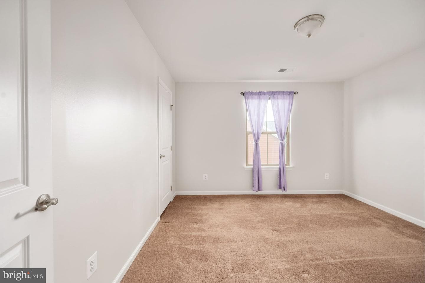 2505 Sweet Clover Court photo 39