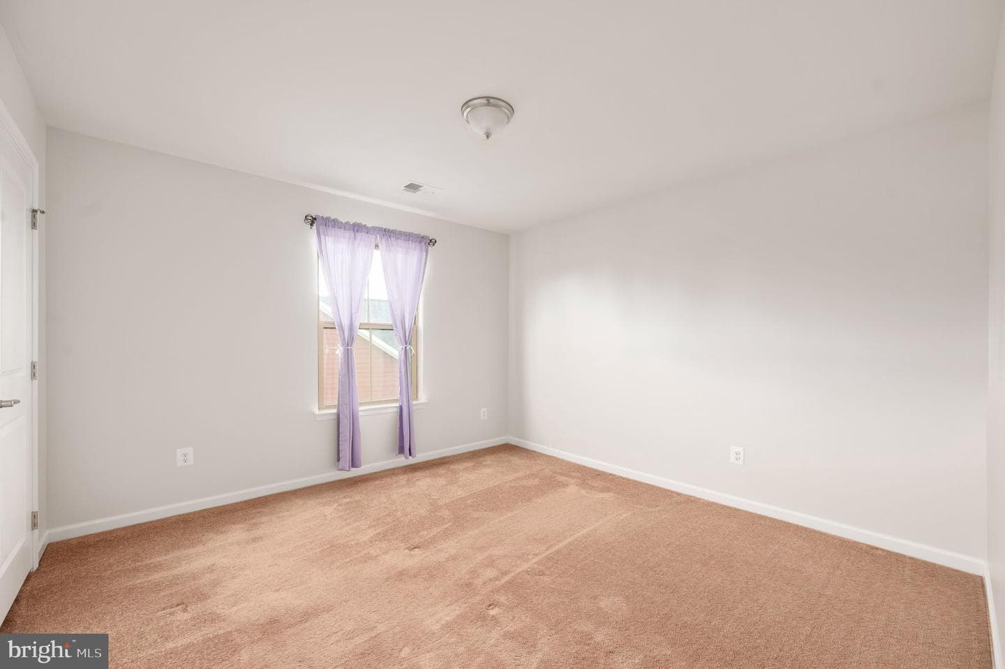 2505 Sweet Clover Court photo 40