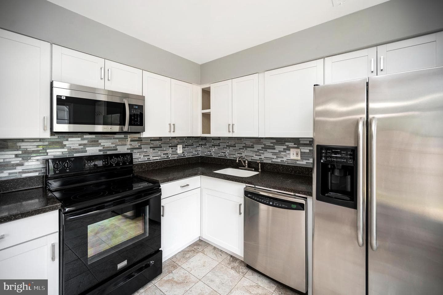 3634 Dahlgren Place photo 19