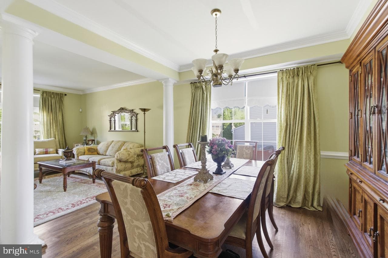 5667 Northton Court photo 8