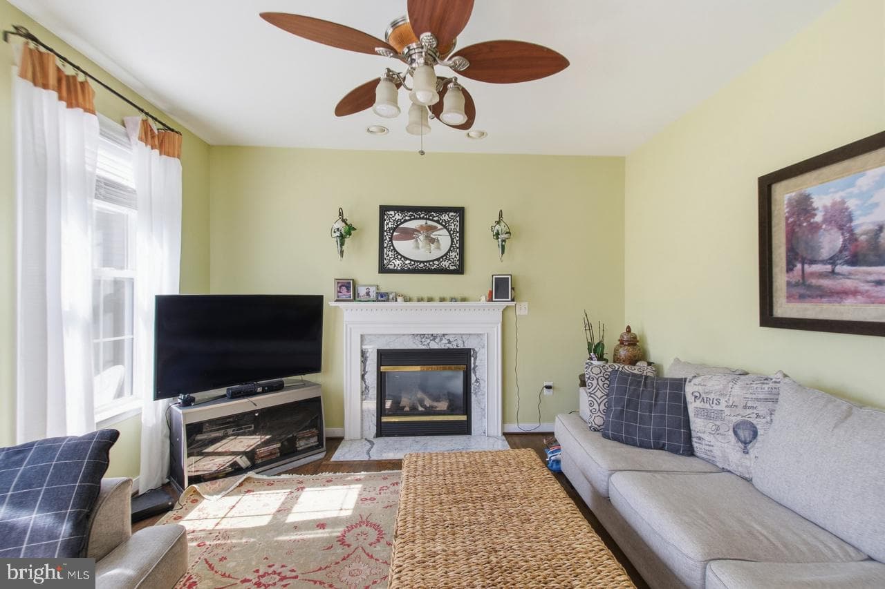5667 Northton Court photo 9