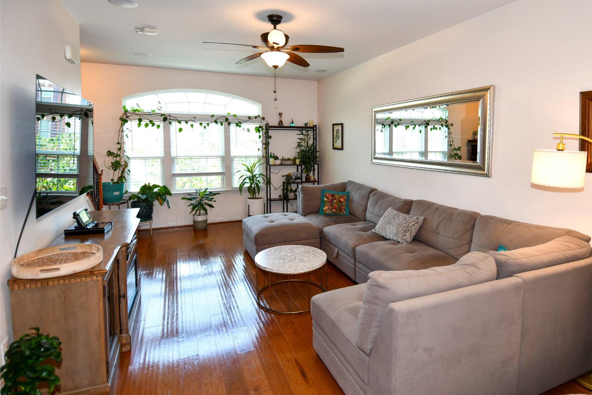 1665 Dorothy Lane photo 10