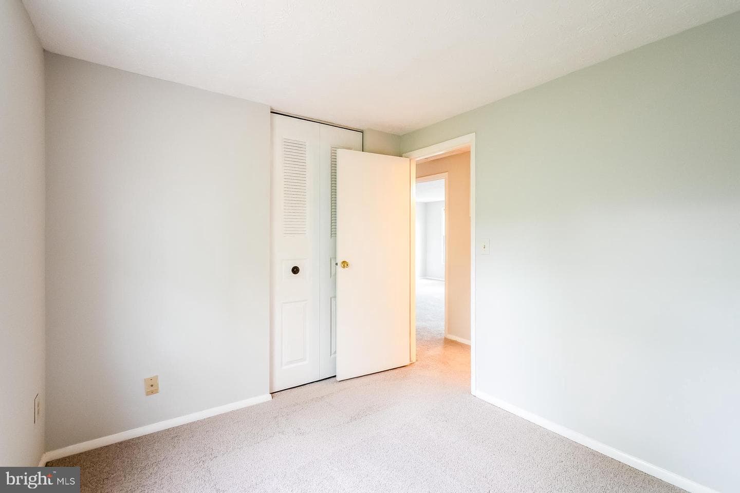9908 Rickover Court photo 15