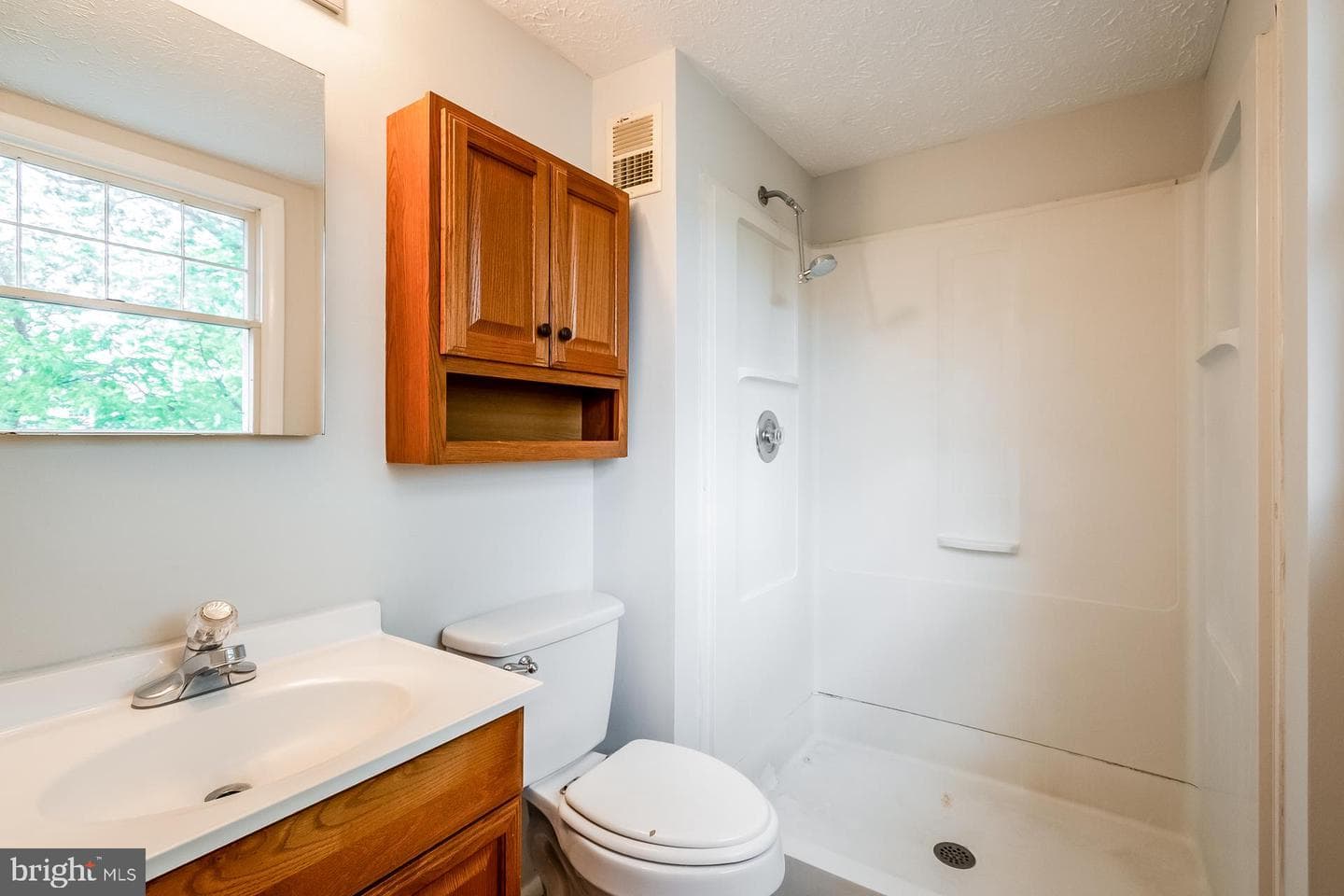 9908 Rickover Court photo 17