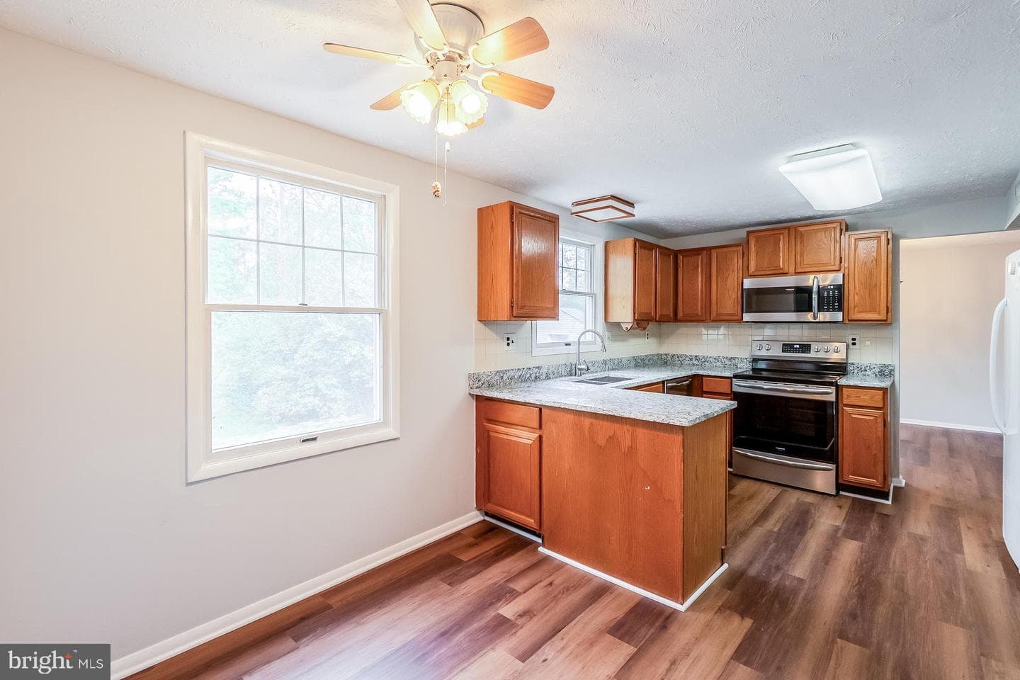 9908 Rickover Court photo 7