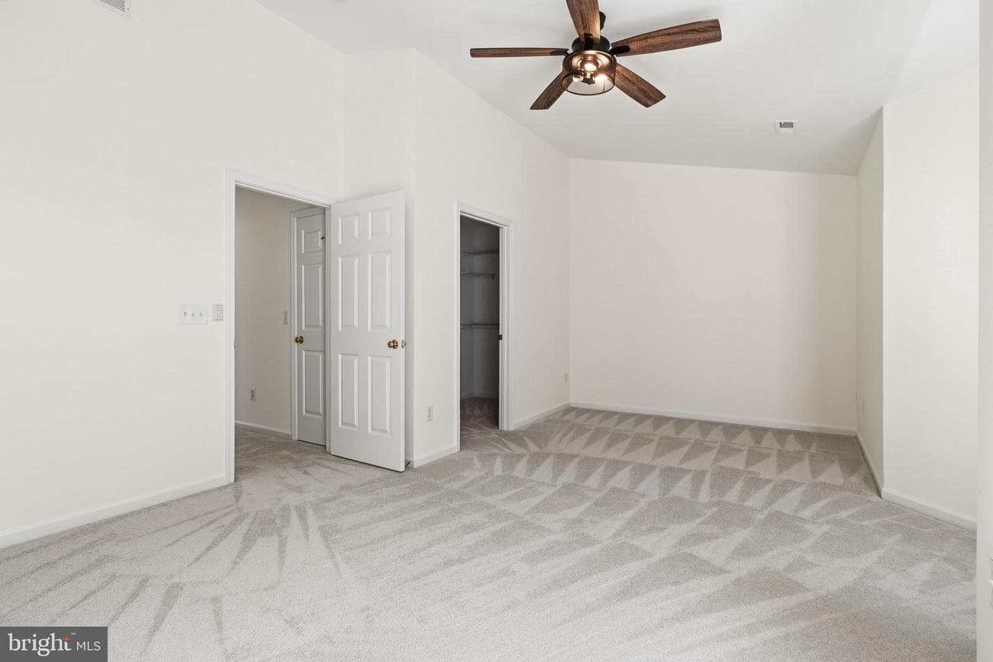 1526 Grosbeak Court photo 21