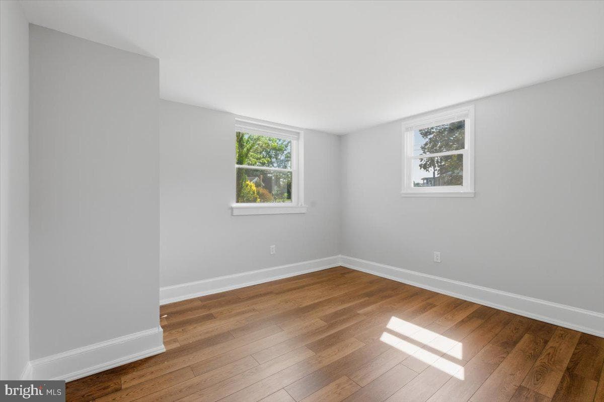 9933 Loudoun Ave photo 28