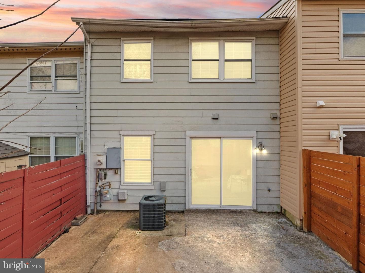 14748 Tamarack Place photo 5
