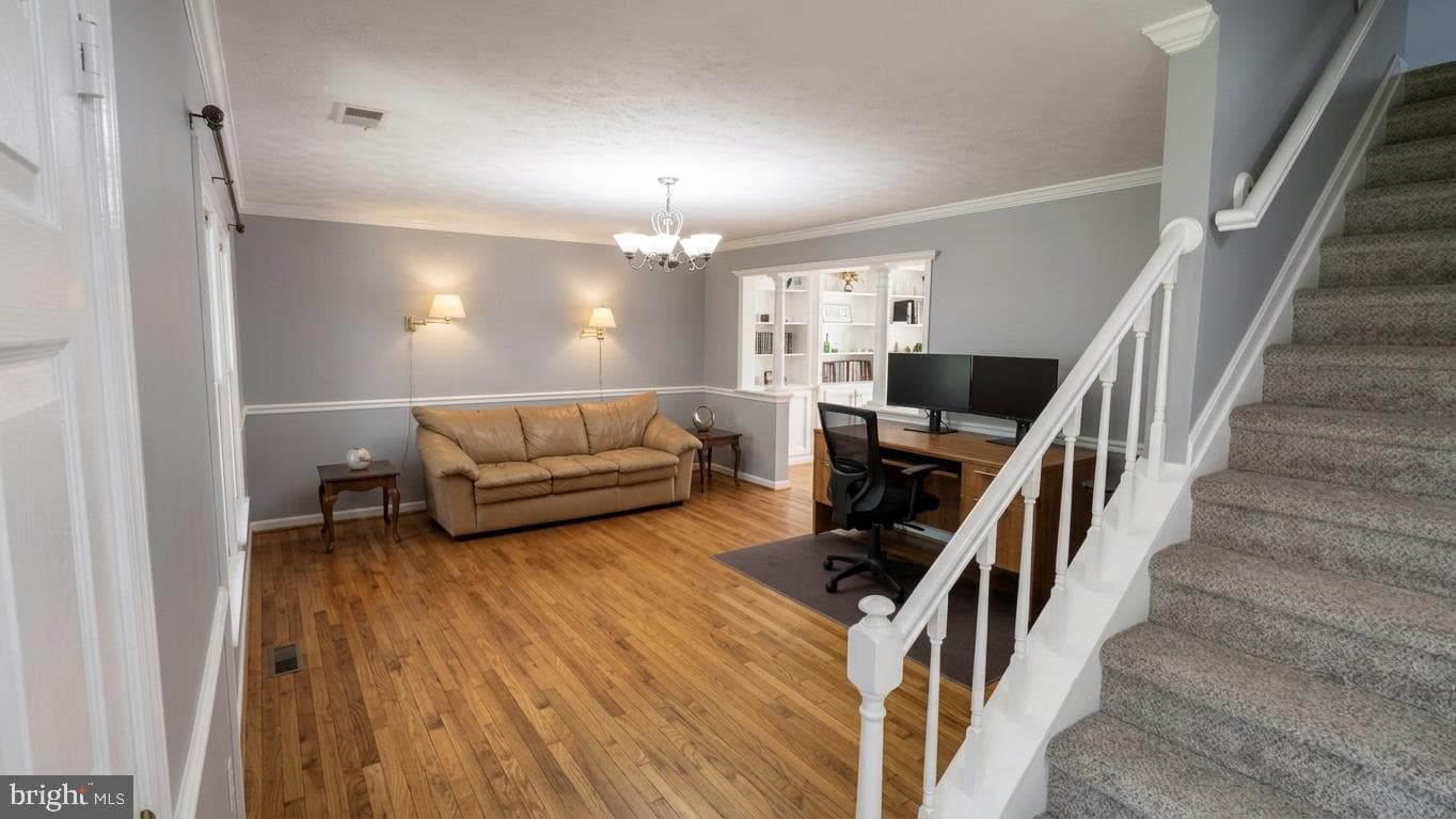 14370 Clearview Avenue photo 3