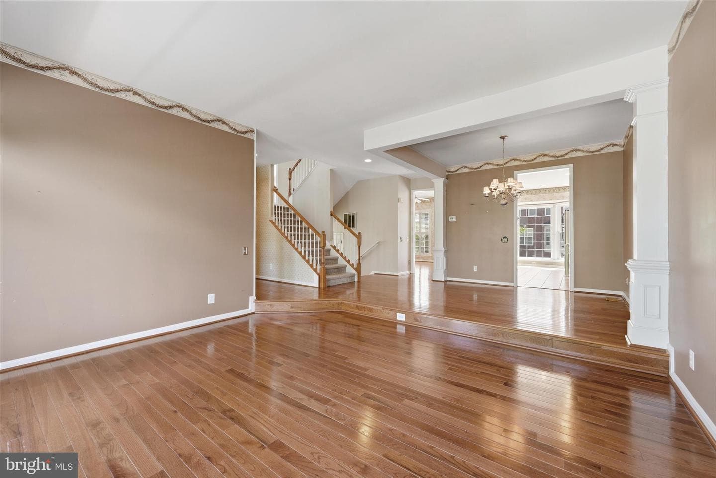 7009 Courtyard Way photo 18