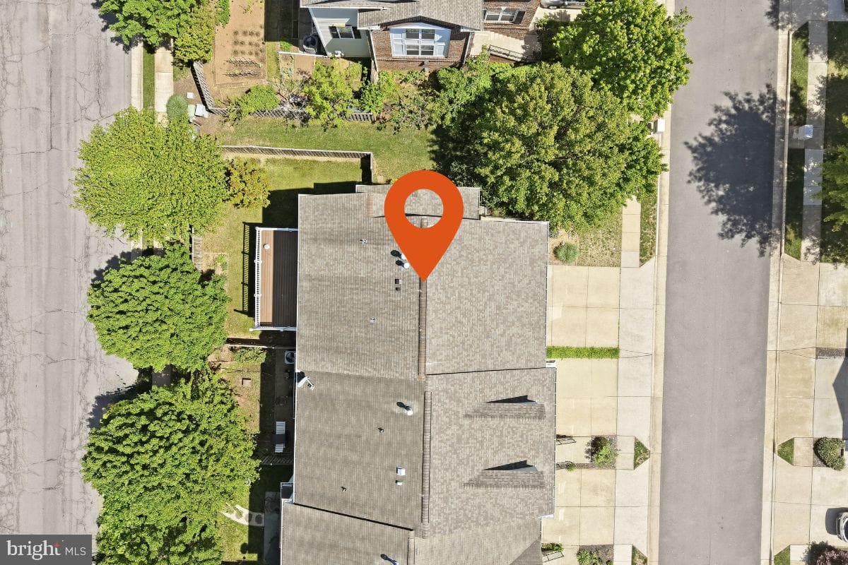 7009 Courtyard Way photo 56