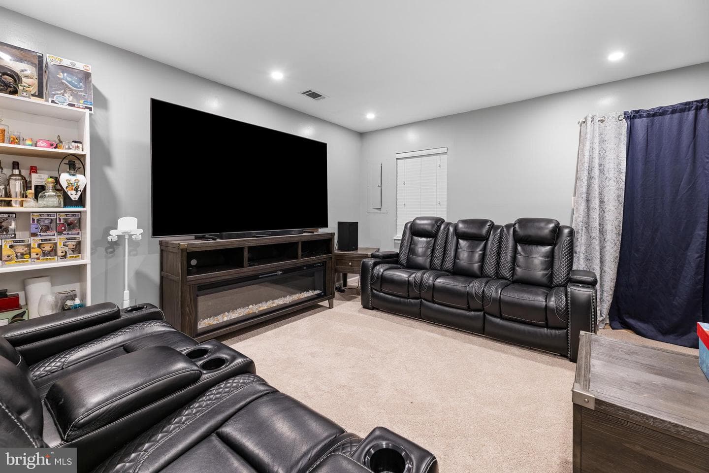 4248 Ashmere Circle photo 12