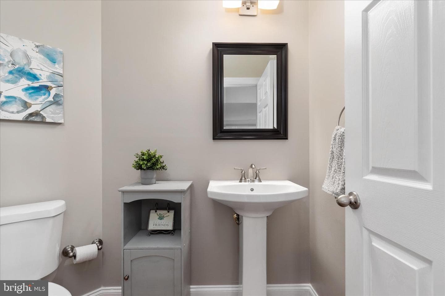 5586 Tucson Court photo 17