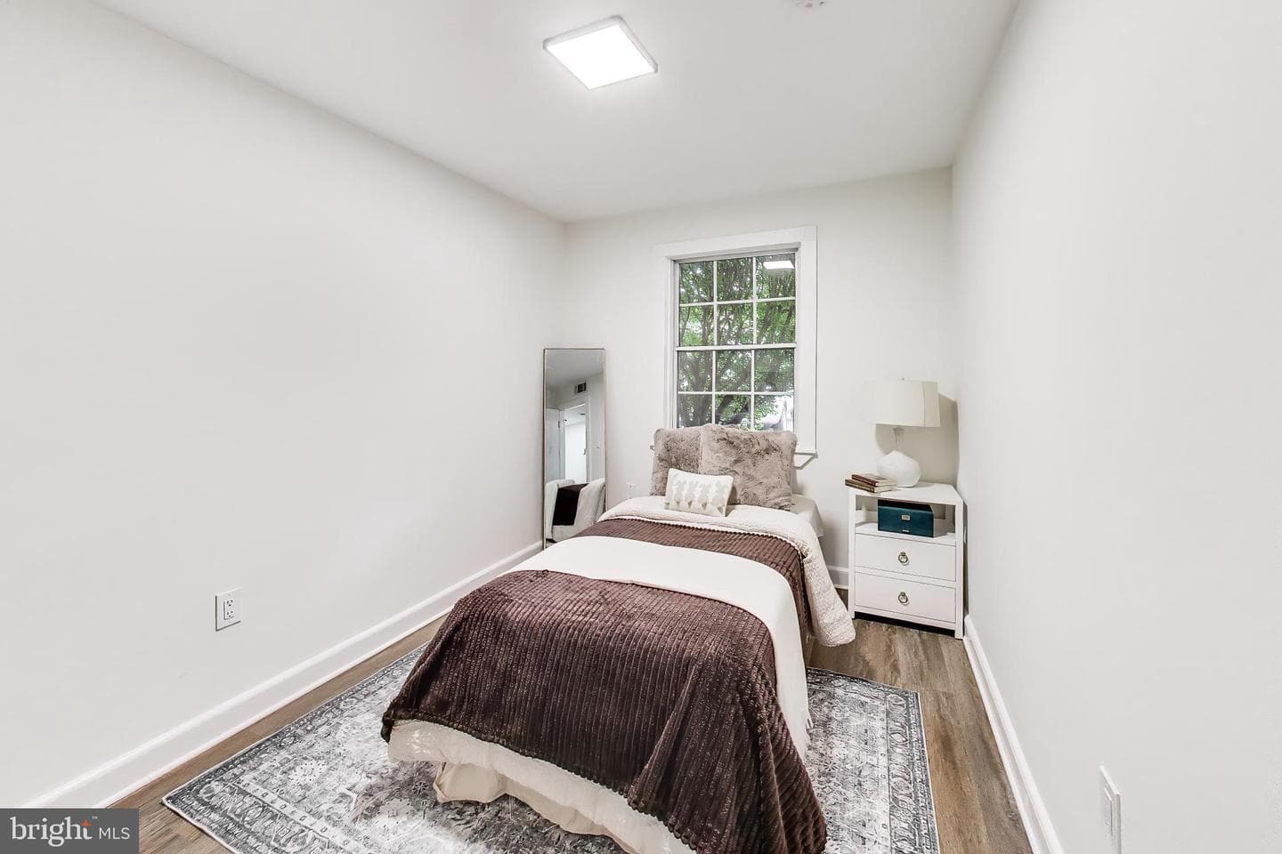 2746 Bordeaux Place photo 15