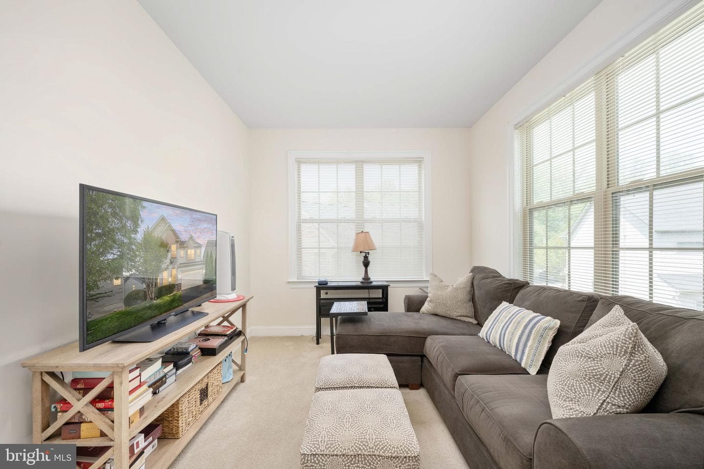5657 Liberty Manor Circle photo 40
