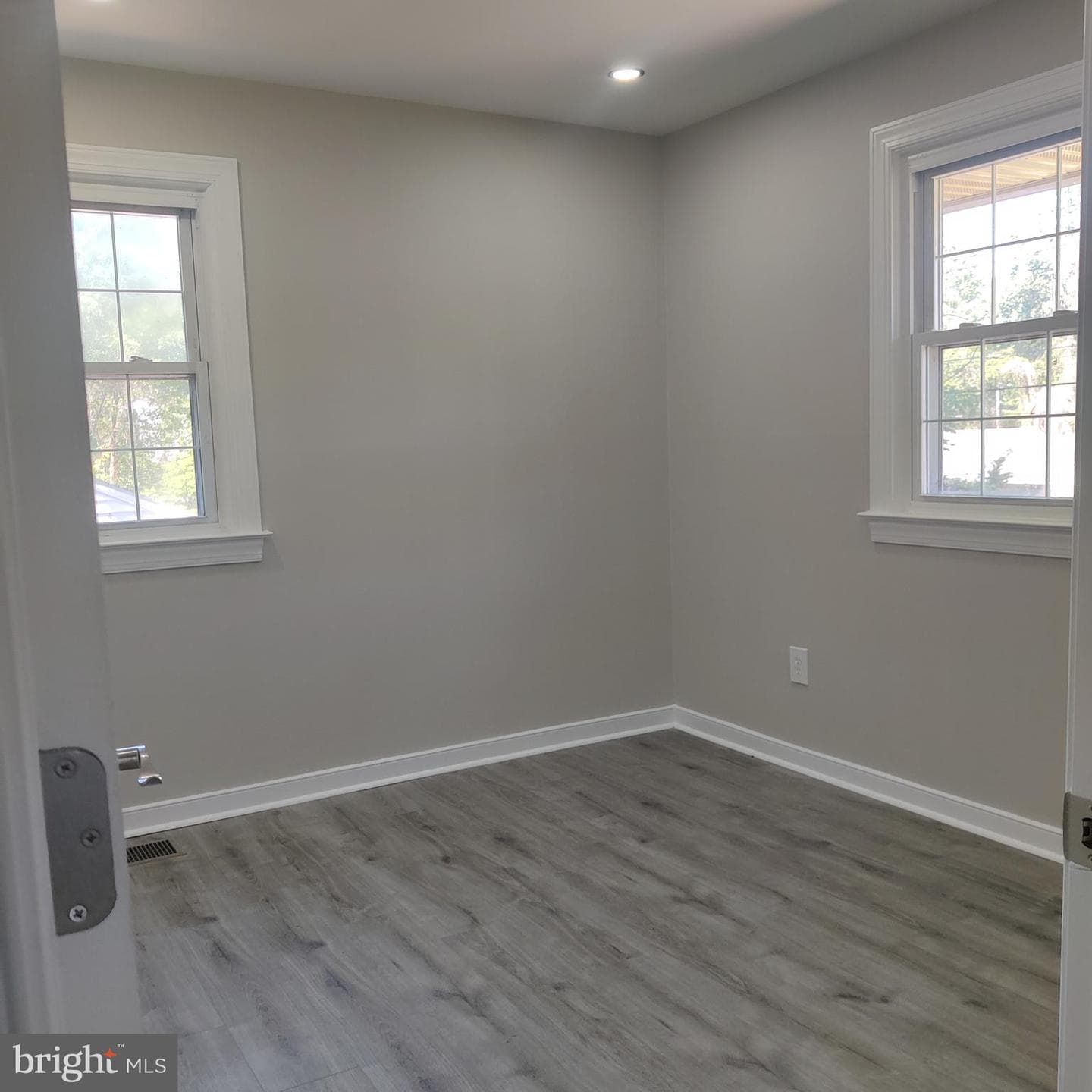 1419 E Street photo 15