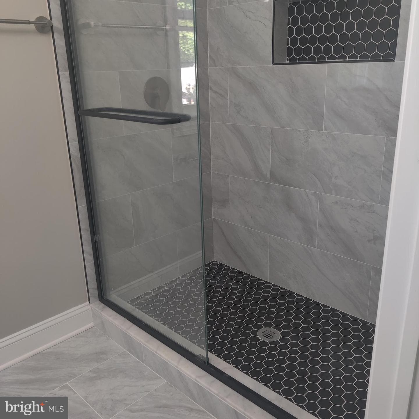 1419 E Street photo 17