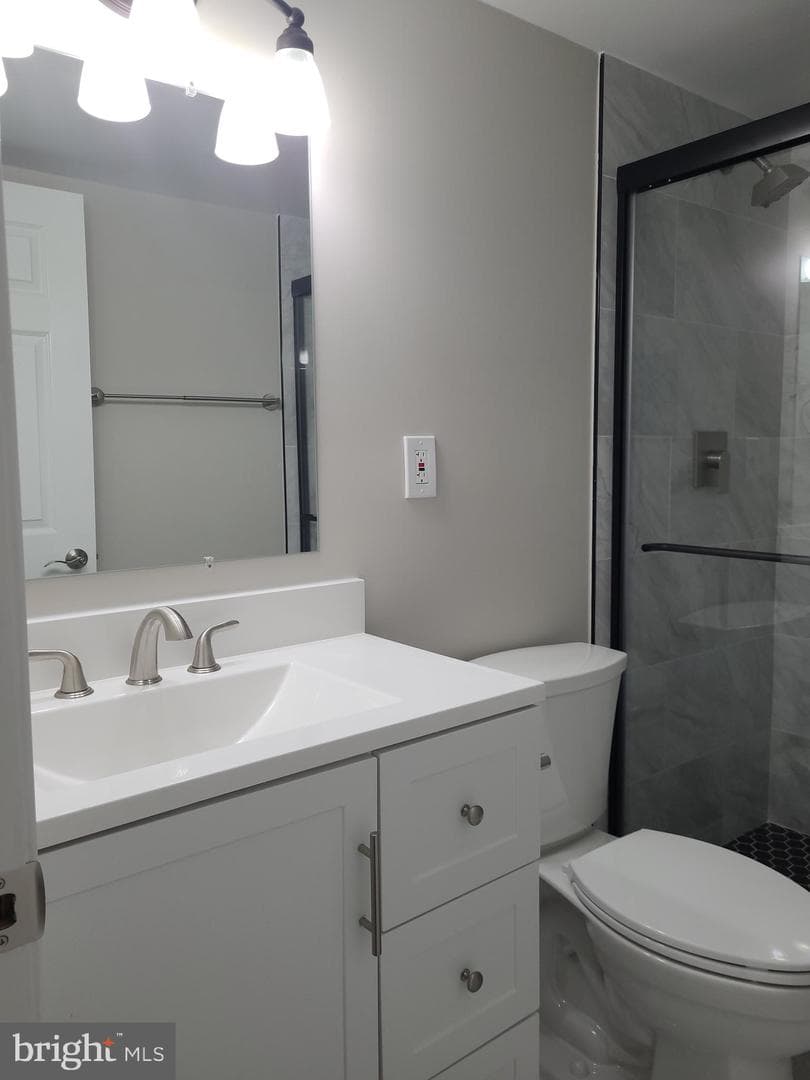 1419 E Street photo 37