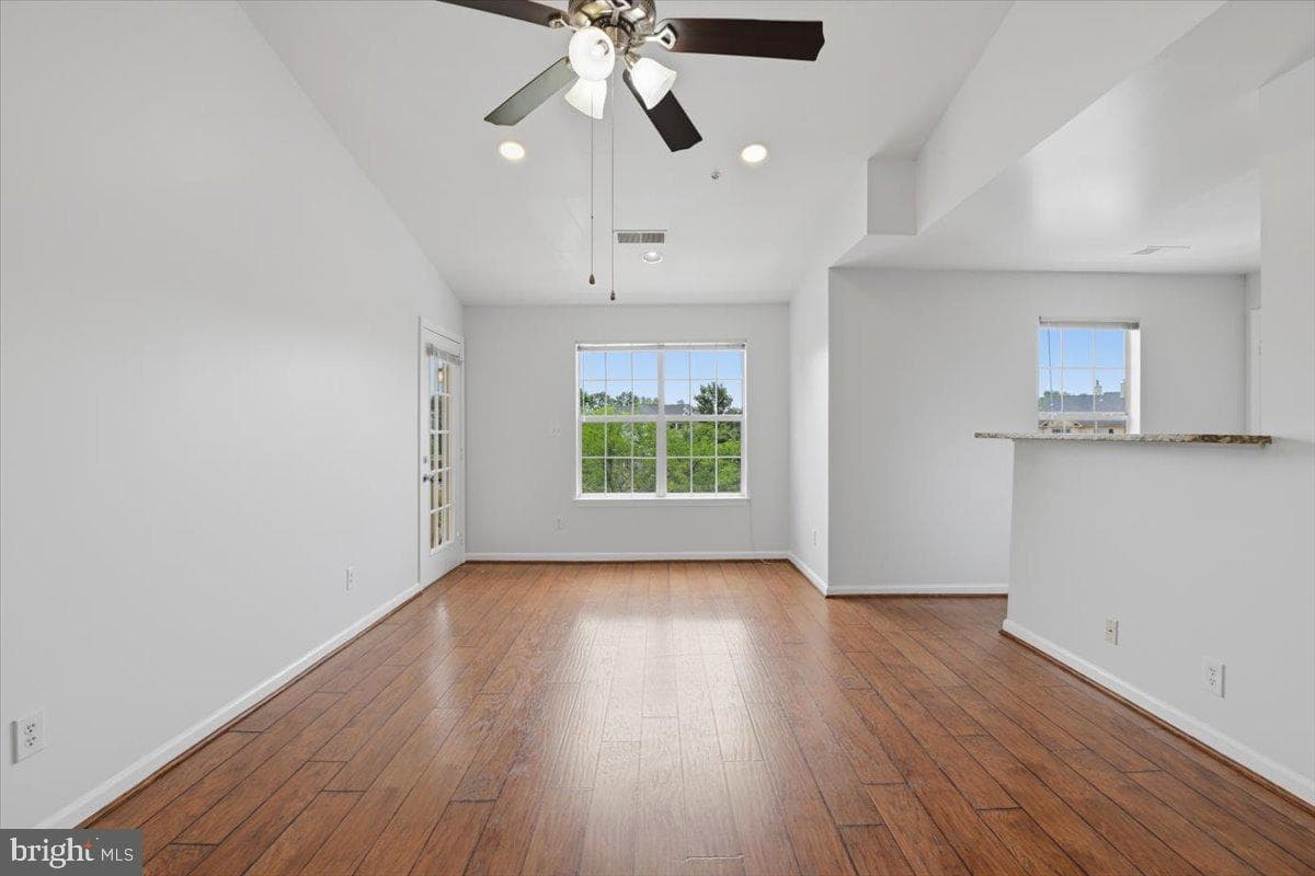 11002 Koman Circle #301, Manassas