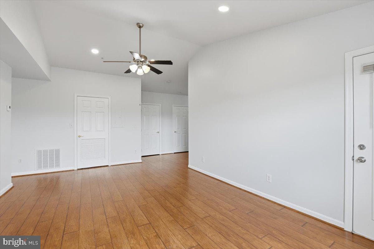11002 Koman Circle #301 photo 5