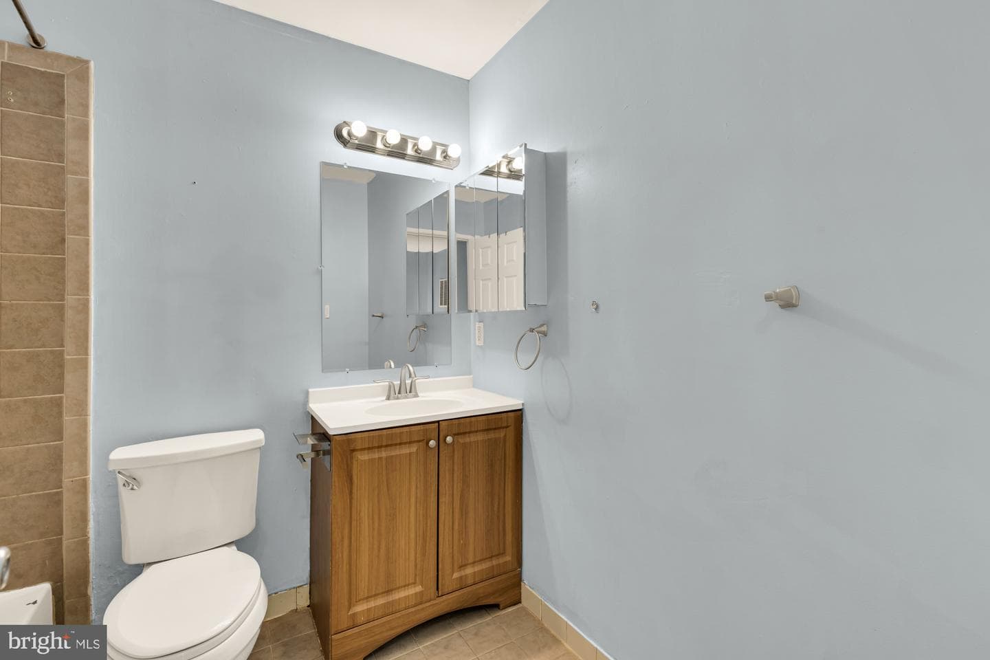 2103 Old Landing Way photo 21