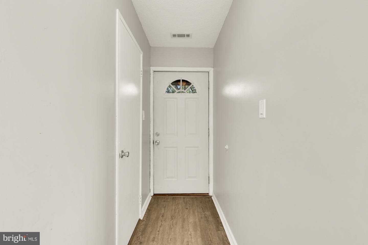 2103 Old Landing Way photo 6