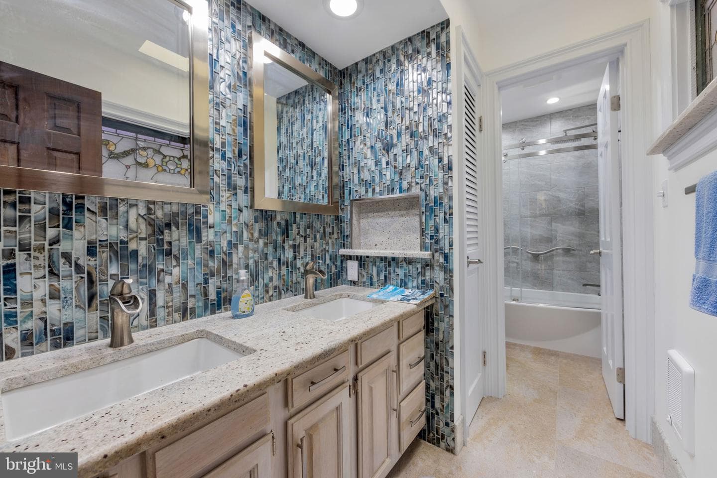 11079 Newood Drive photo 23