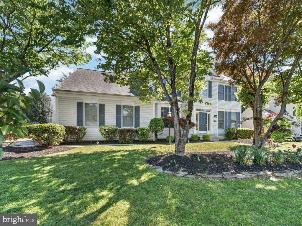 13250 Fallen Leaf Court, Woodbridge