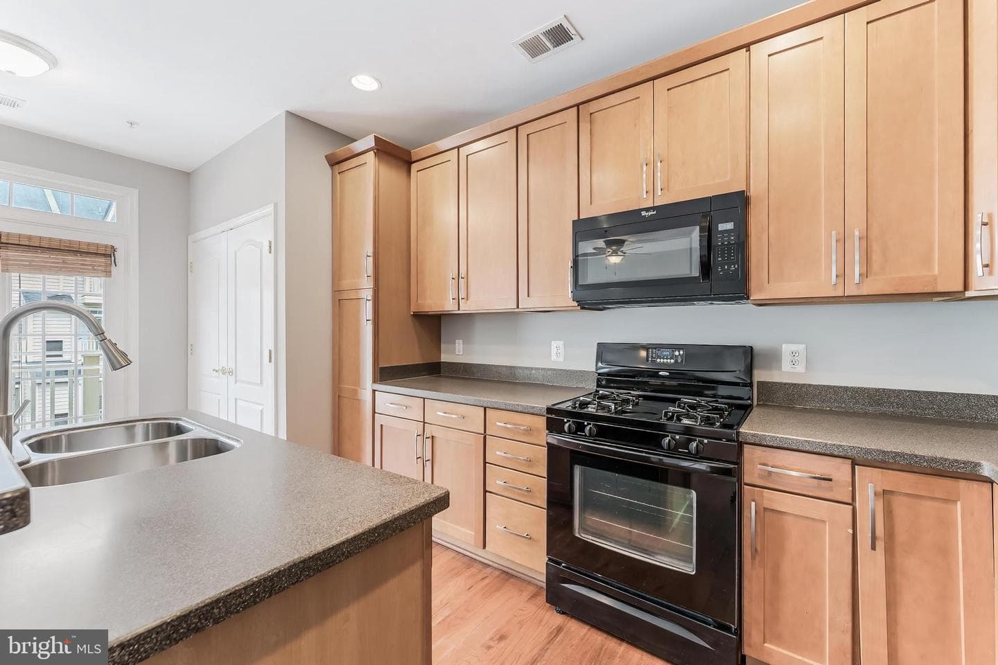 14571 Marlow Street photo 15