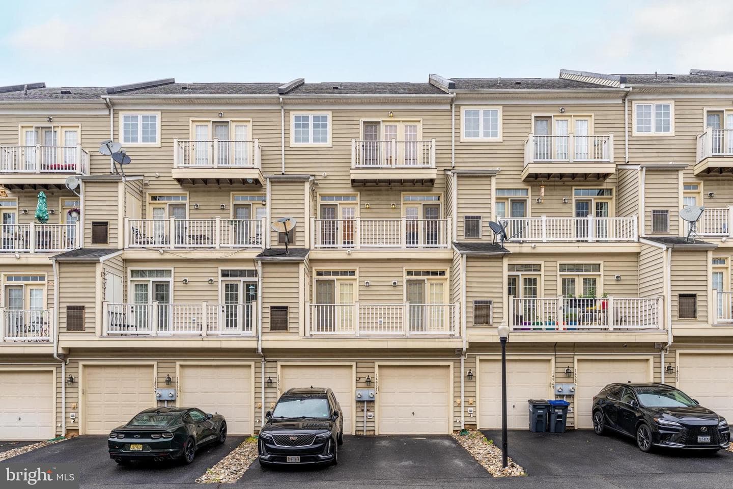 14571 Marlow Street photo 34
