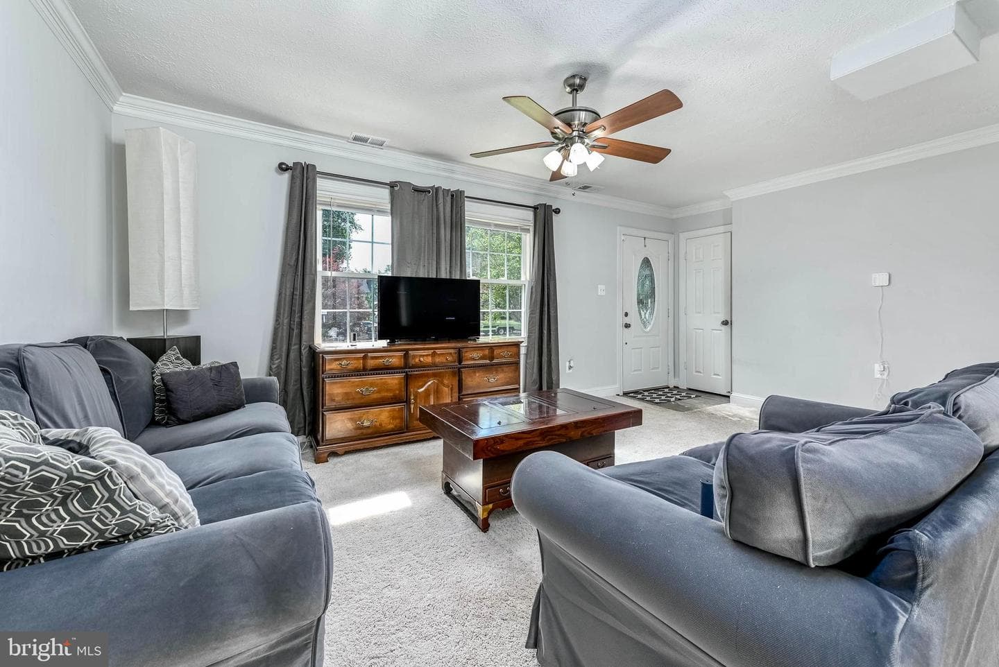 7712 Pine Street photo 8