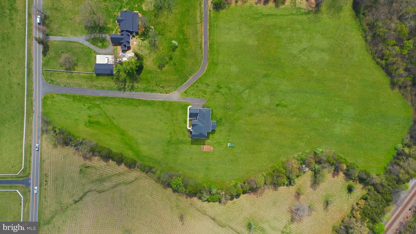 11502 Aden Road photo 9