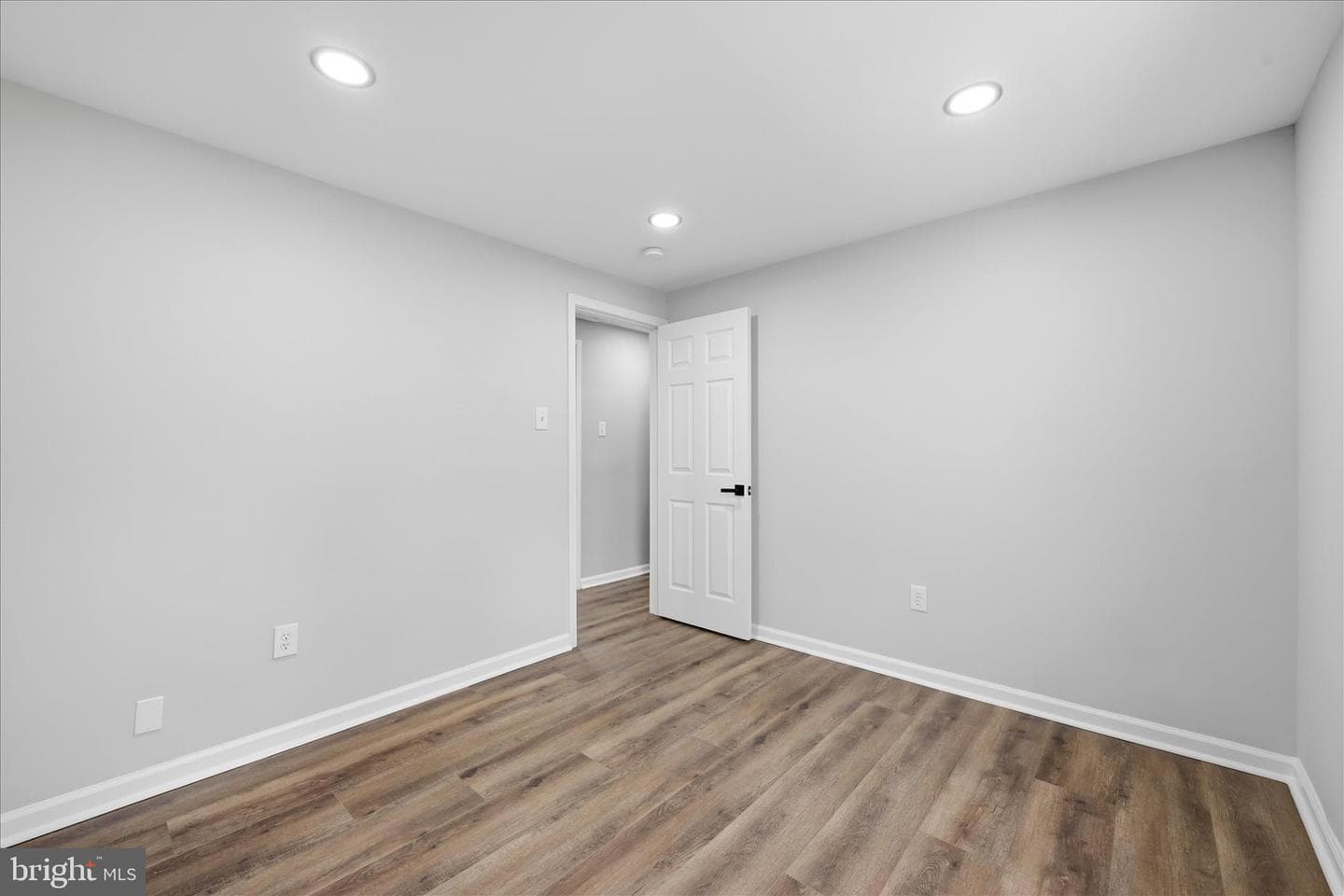 1411 Mercer Road photo 33