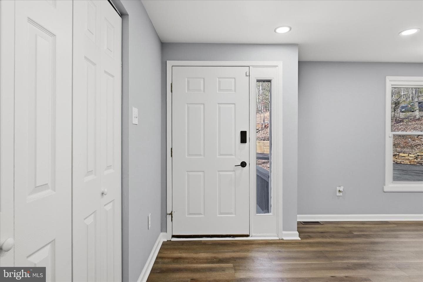 1411 Mercer Road photo 9