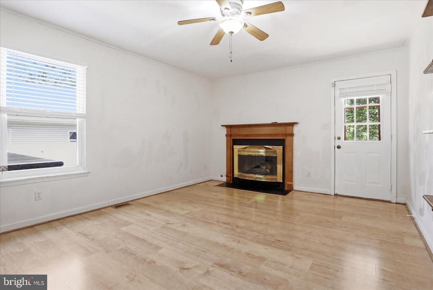 18507 Amidon Avenue photo 10