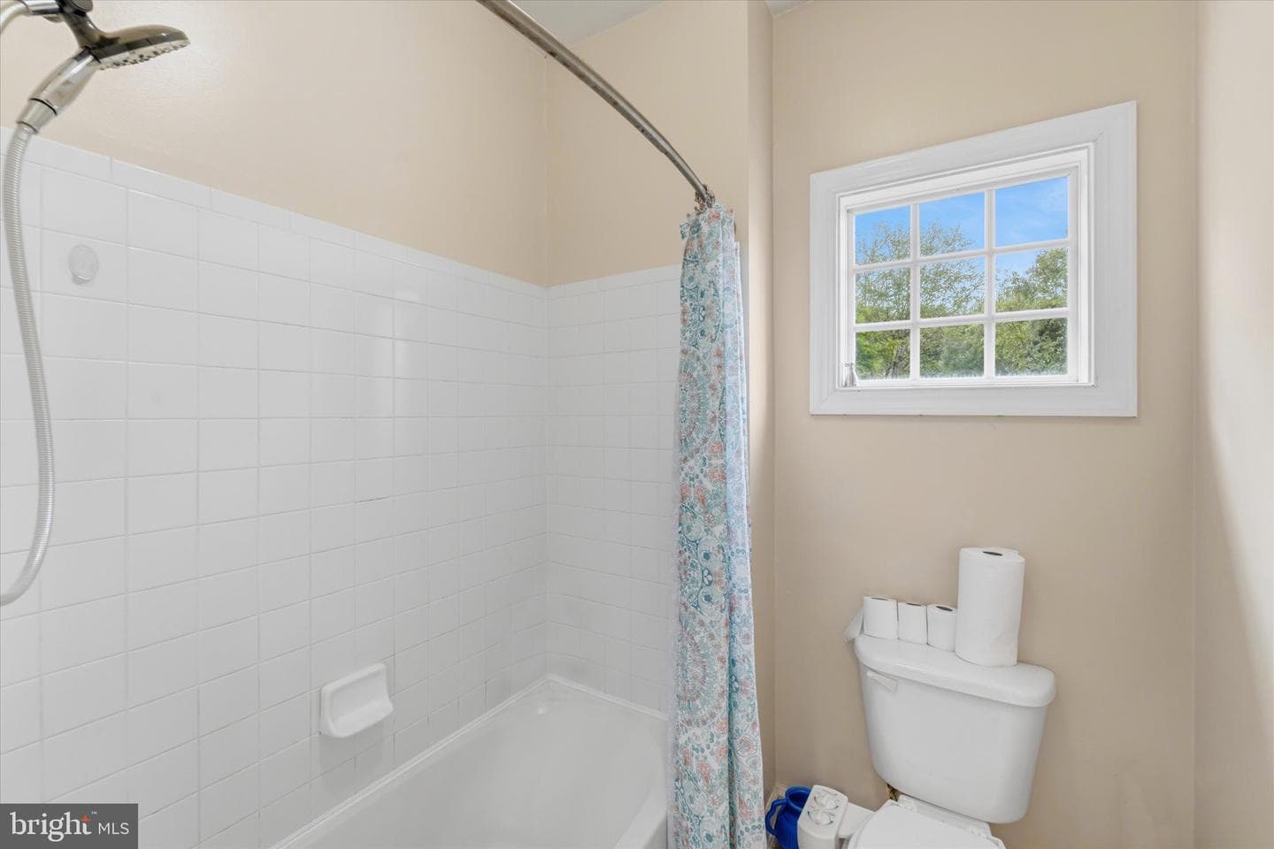 7236 Winnipeg Court photo 19