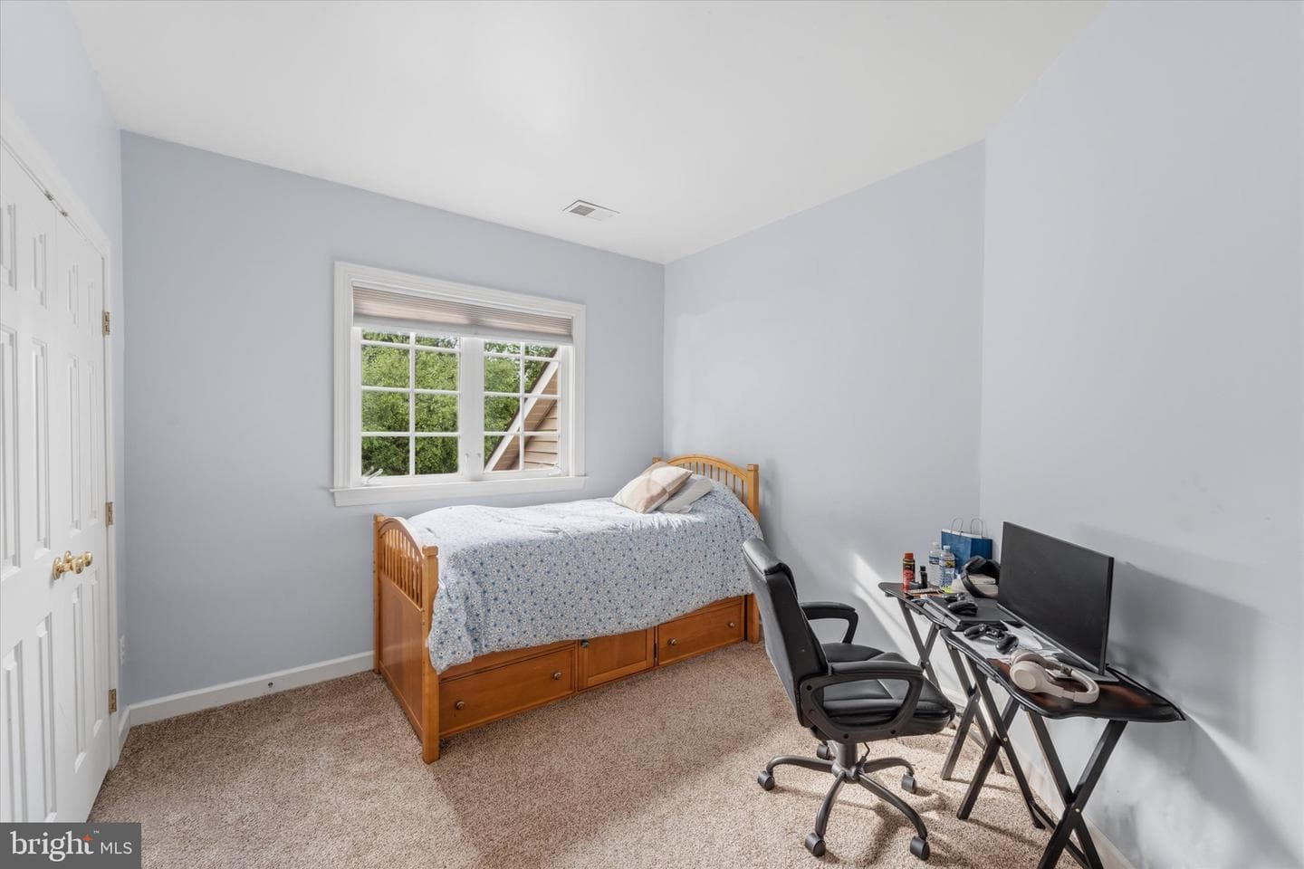 7236 Winnipeg Court photo 20