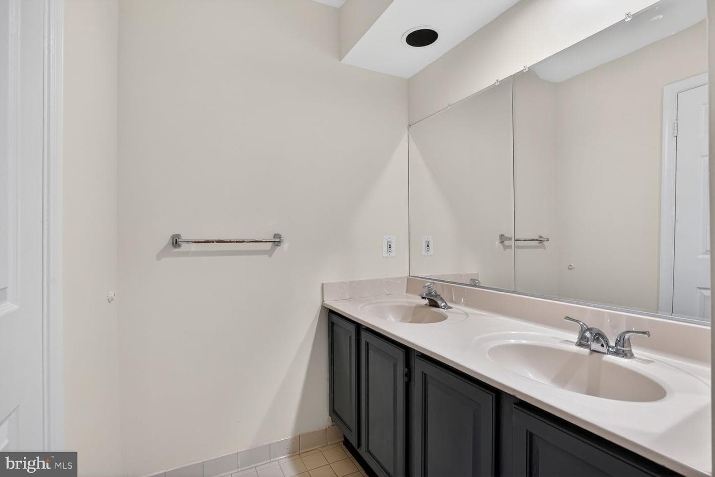 7932 Blue Gray Cir photo 16